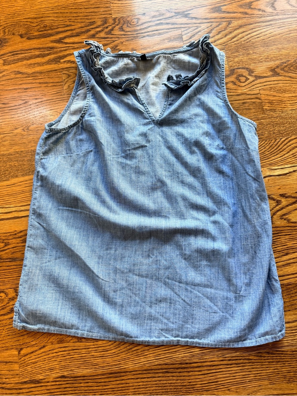 Talbots Denim V with Ruffle neck top. EUC Size S Cotton 18” pit-pit